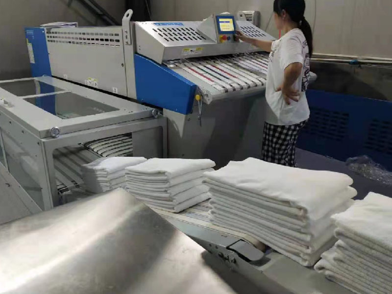 沐川巾类折叠机-02